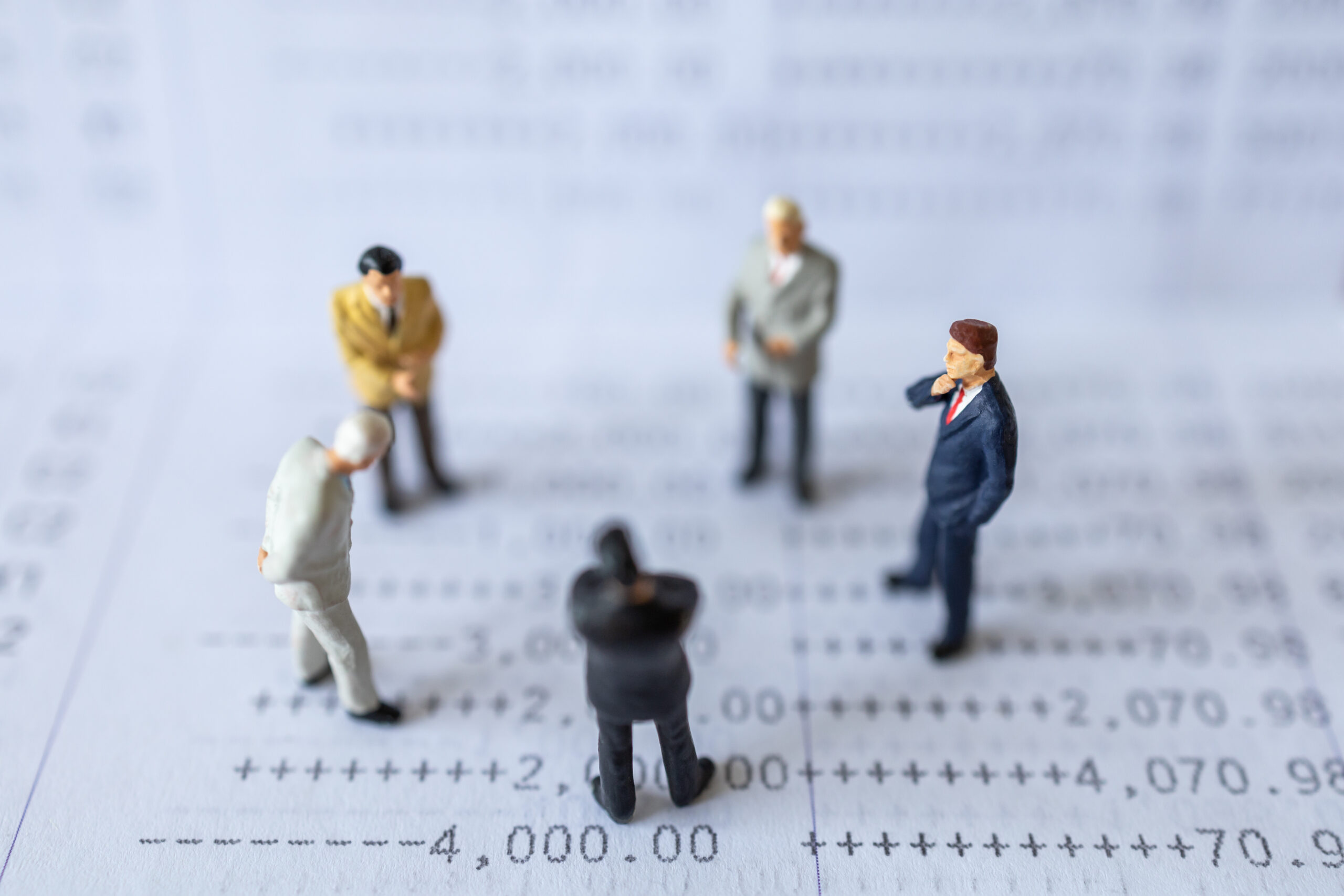 Business Financial and Teamwork Concept. Group of businessman mi